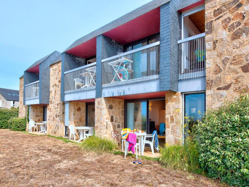 Village Club Kerlannic image