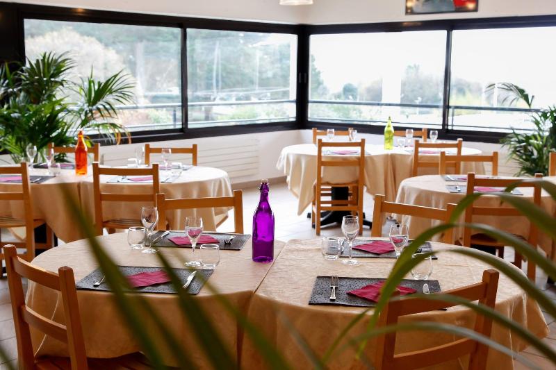 Village Club Kerlannic image