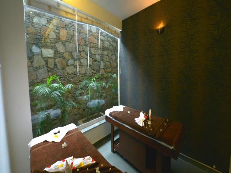 Tat Saraasa Resort & Spa image