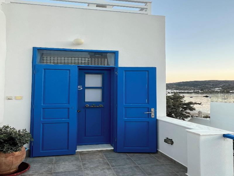 Heliotropio Studios & Apartments image