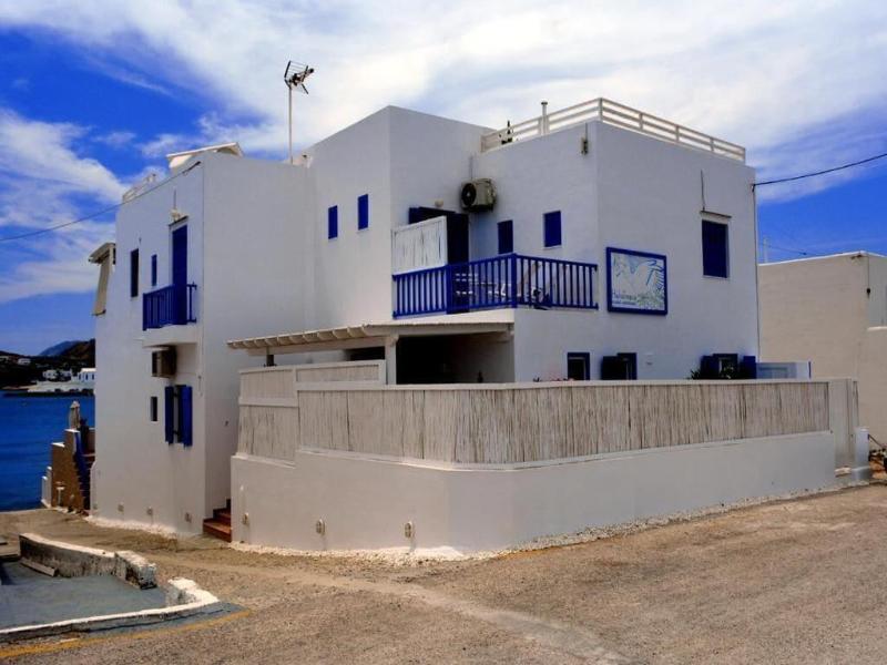 Heliotropio Studios & Apartments image