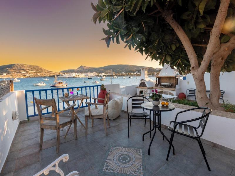 Heliotropio Studios & Apartments image