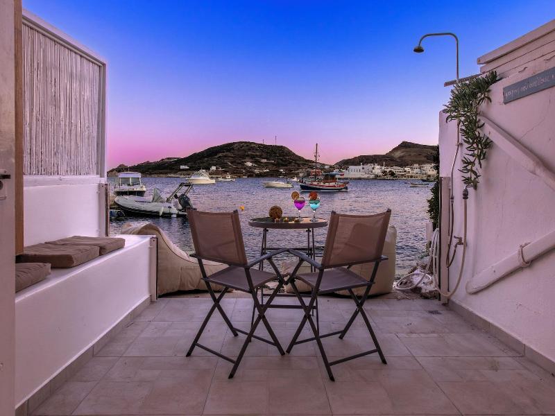 Heliotropio Studios & Apartments image