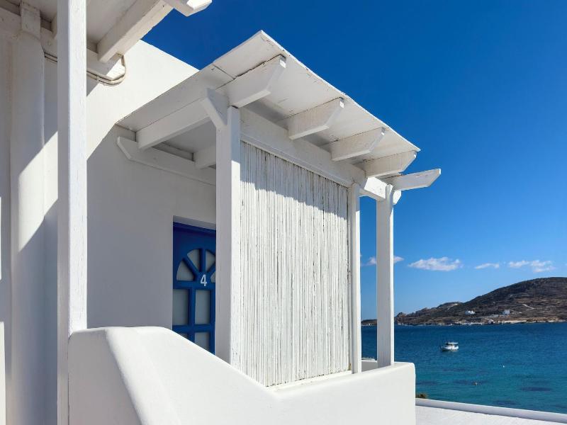 Heliotropio Studios & Apartments image