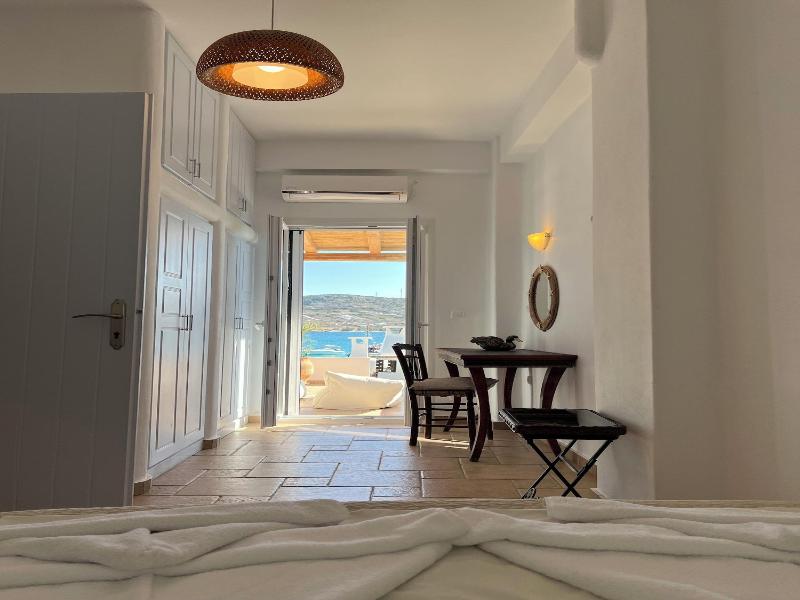 Heliotropio Studios & Apartments image