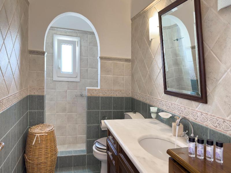 Heliotropio Studios & Apartments image