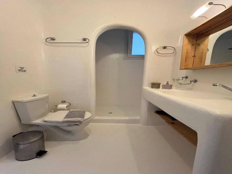 Heliotropio Studios & Apartments image
