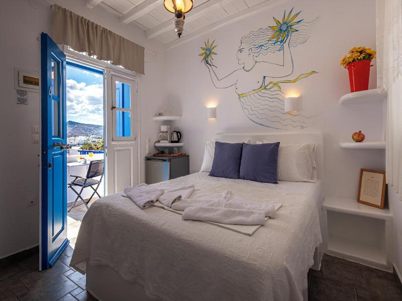 Heliotropio Studios & Apartments image