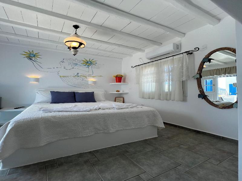 Heliotropio Studios & Apartments image