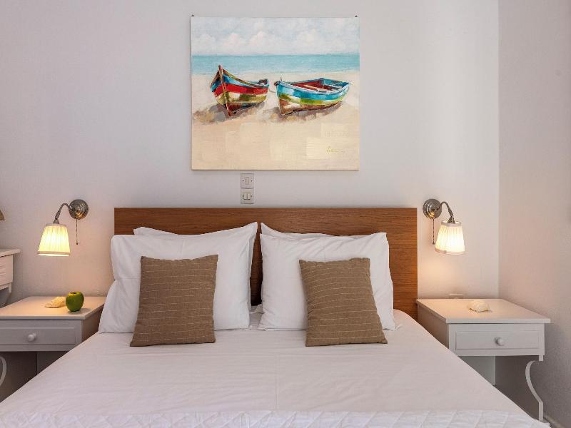Heliotropio Studios & Apartments image