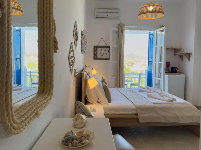 Heliotropio Studios & Apartments image