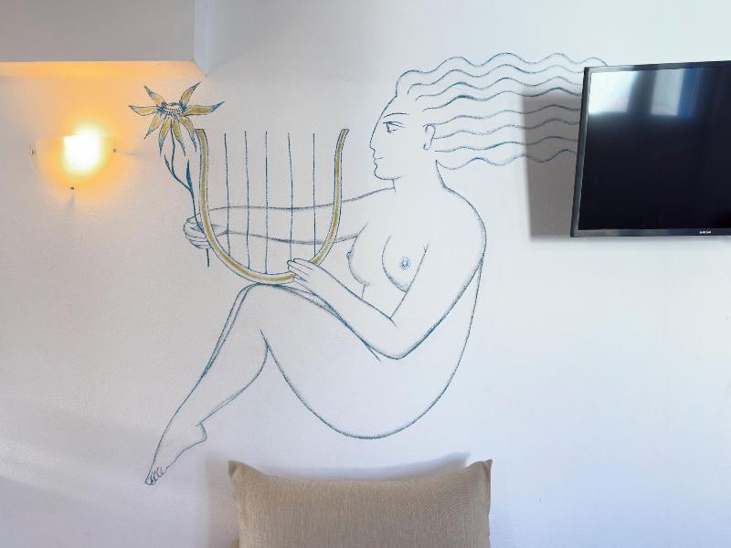 Heliotropio Studios & Apartments image