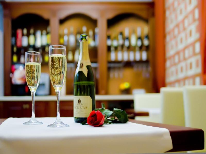 Villa Rossa Hotel image