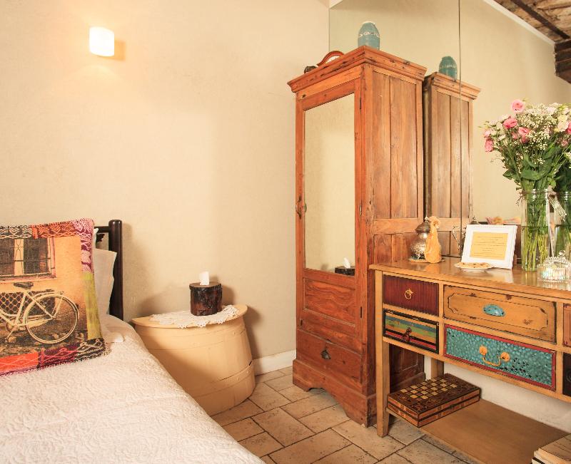 Trieste Neve Tzedek Boutique Suites — photo 3