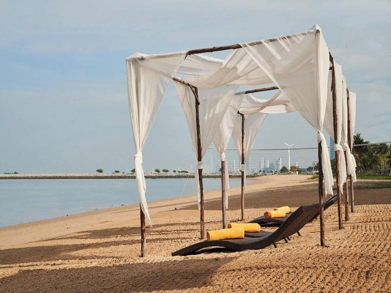 Renaissance Pattaya Resort & Spa image