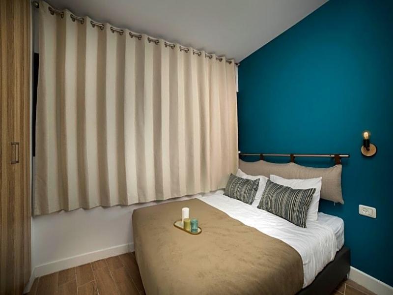 Diana Seaport Apartments image
