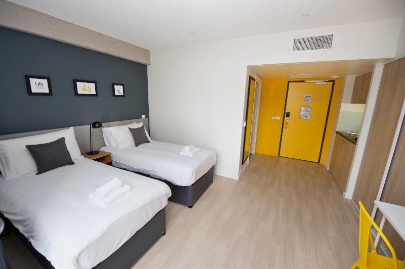Staycity Aparthotel Lyon Garibaldi image