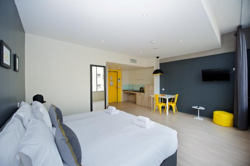 Staycity Aparthotel Lyon Garibaldi image