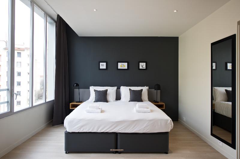 Staycity Aparthotel Lyon Garibaldi image