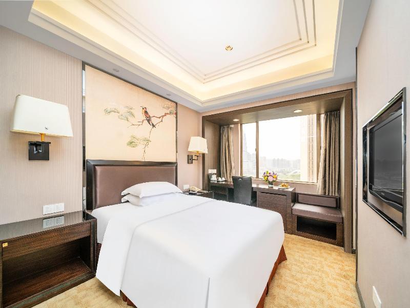 Zhongshan International Hotel image