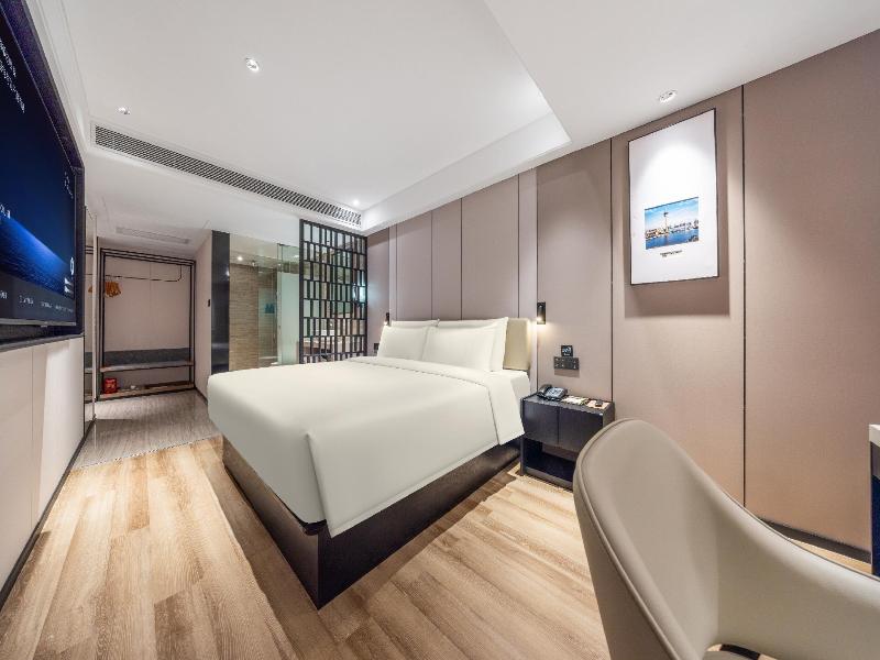 Relax Season Hotel (Shenzhen Dongmen) image
