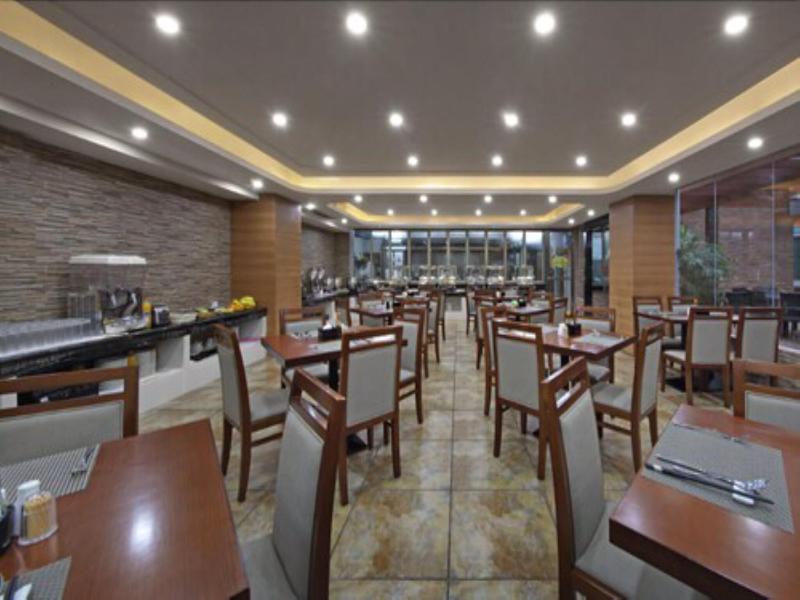 Honglilai Hotel image