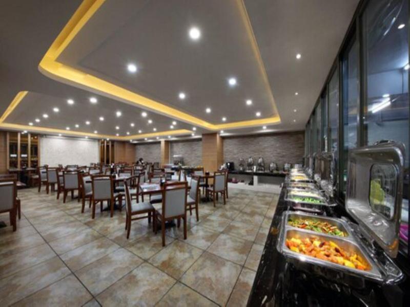 Honglilai Hotel image
