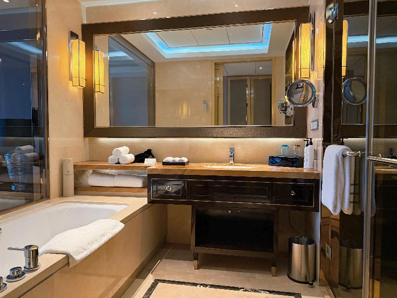 Wanda Realm Dandong image 9