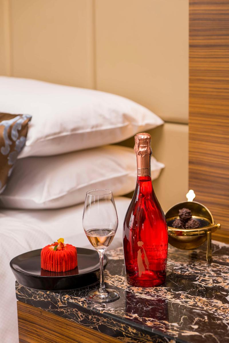 Yinchuan Kempinski Hotel image