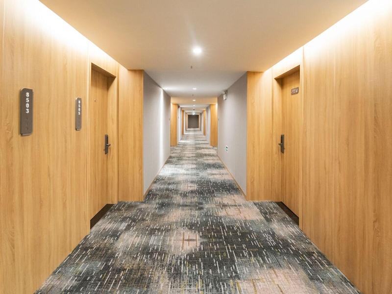 Country Inn&Suites By Radisson image