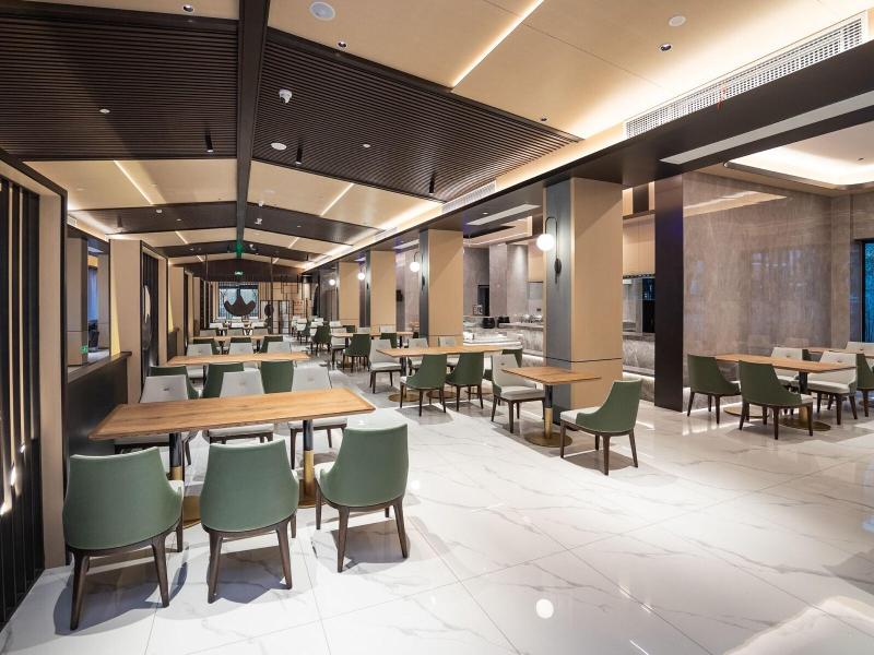 Country Inn&Suites By Radisson image