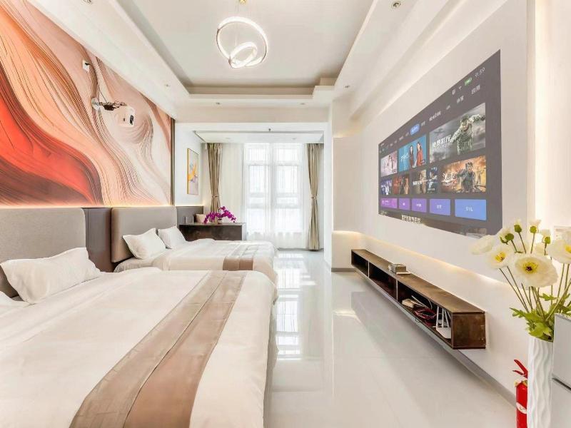 Manhattan Hotel