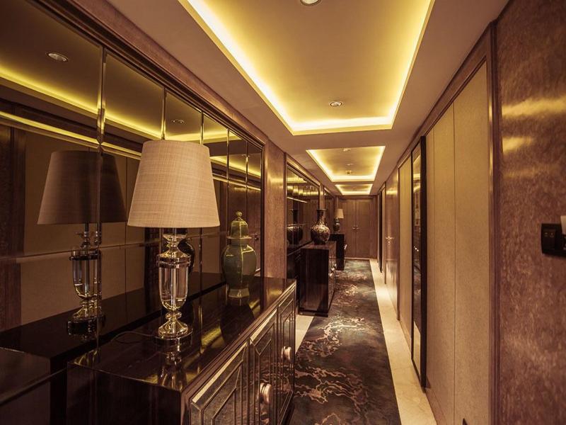Universal International Hotel Urumqi image