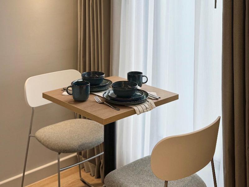 Holiday Inn Express London Ealing image