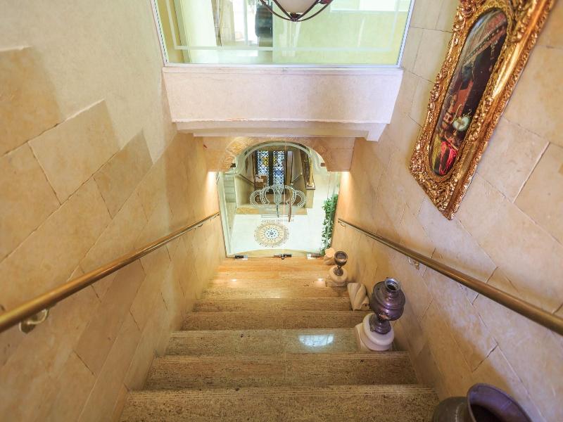 Hashimi Hotel image