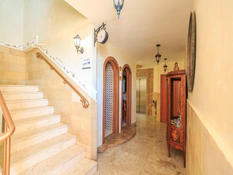 Hashimi Hotel image