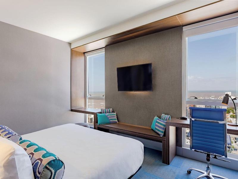 Aloft Montevideo image