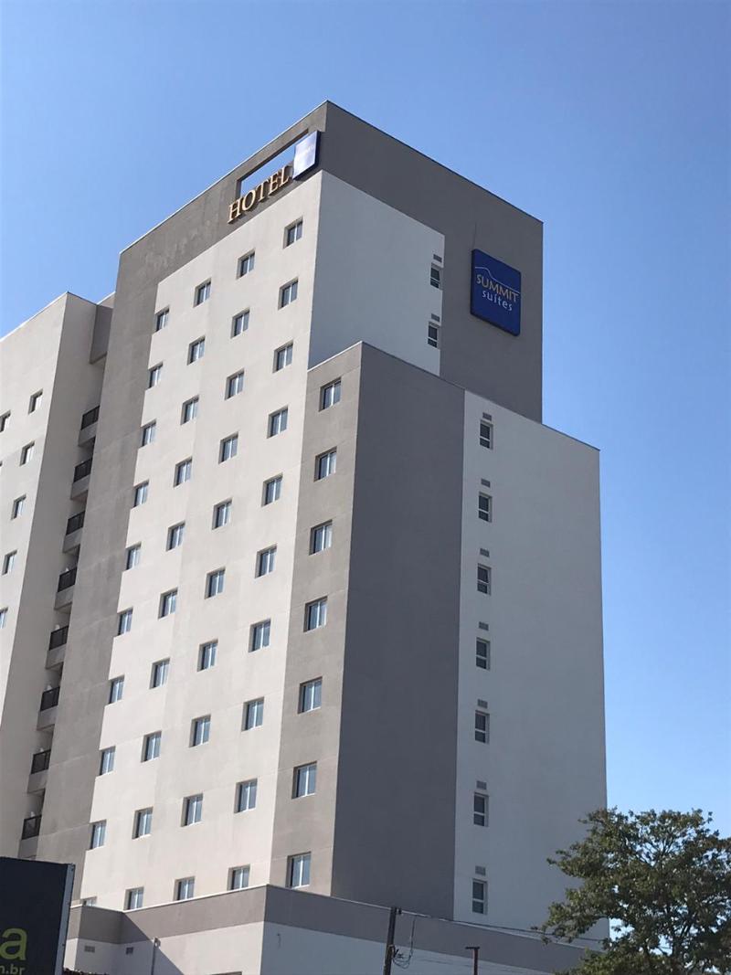 Summit Suites Hotel - Pindamonhangaba image