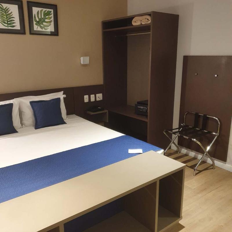 Summit Suites Hotel - Pindamonhangaba image