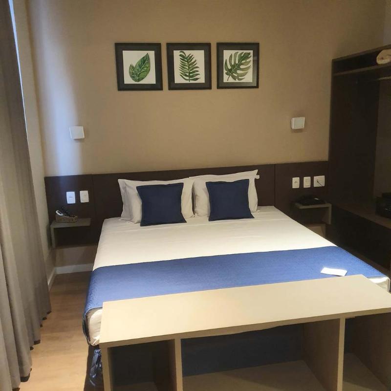 Summit Suites Hotel - Pindamonhangaba image