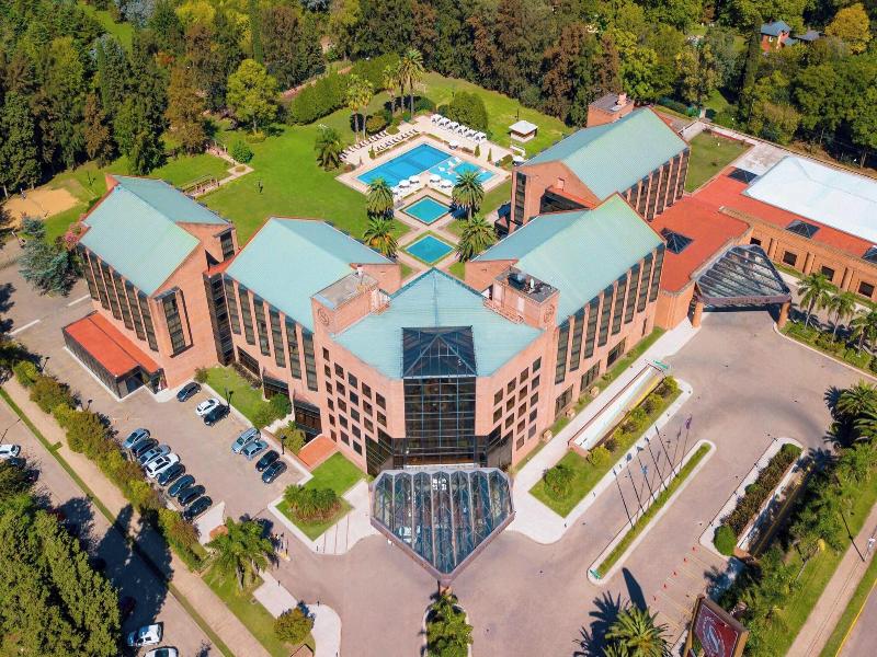 Sheraton Pilar Hotel Convention Center image