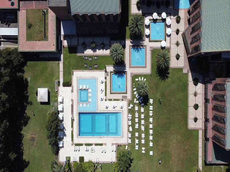 Sheraton Pilar Hotel Convention Center image