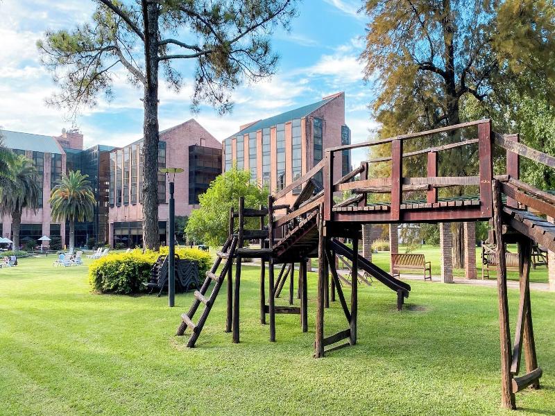 Sheraton Pilar Hotel Convention Center image