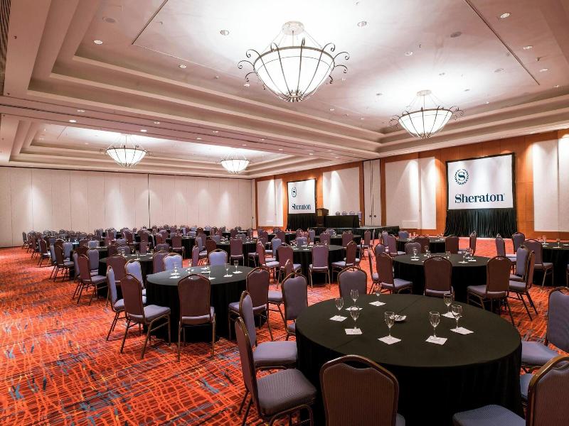 Sheraton Pilar Hotel Convention Center image