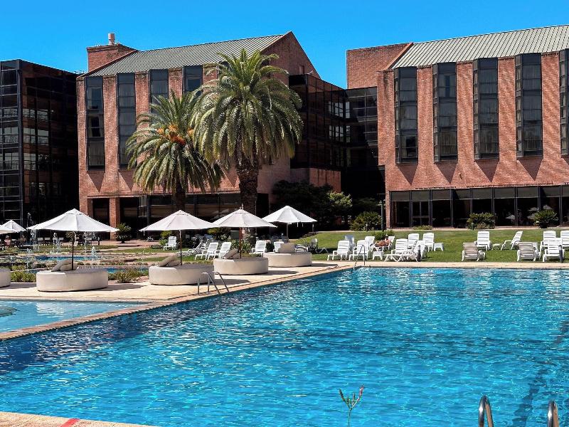 Sheraton Pilar Hotel Convention Center image