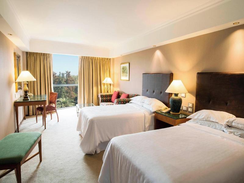 Sheraton Pilar Hotel Convention Center image