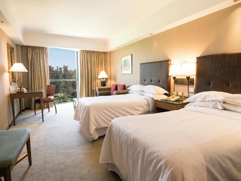 Sheraton Pilar Hotel Convention Center image