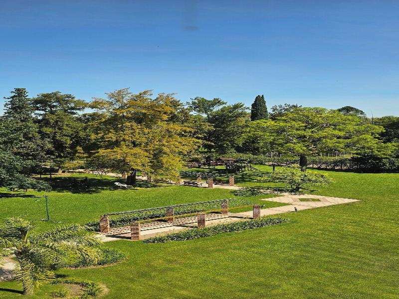 Sheraton Pilar Hotel Convention Center image