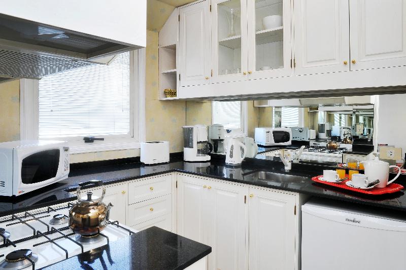 Mayla Apartments image