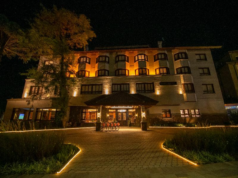 Serra Nevada Hotel image